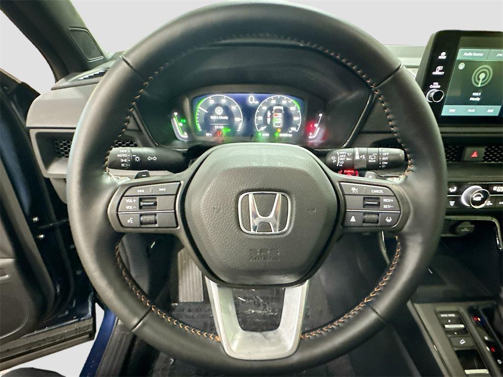 new 2026 Honda CR-V Hybrid car, priced at $39,675
