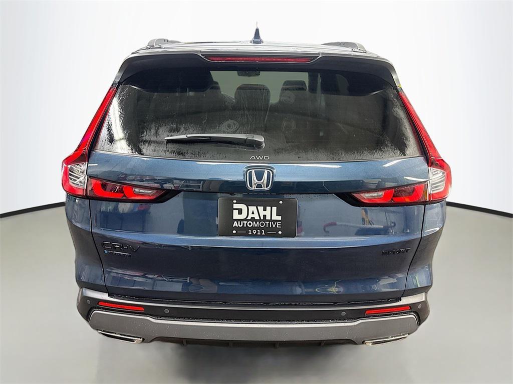 new 2026 Honda CR-V Hybrid car, priced at $39,675