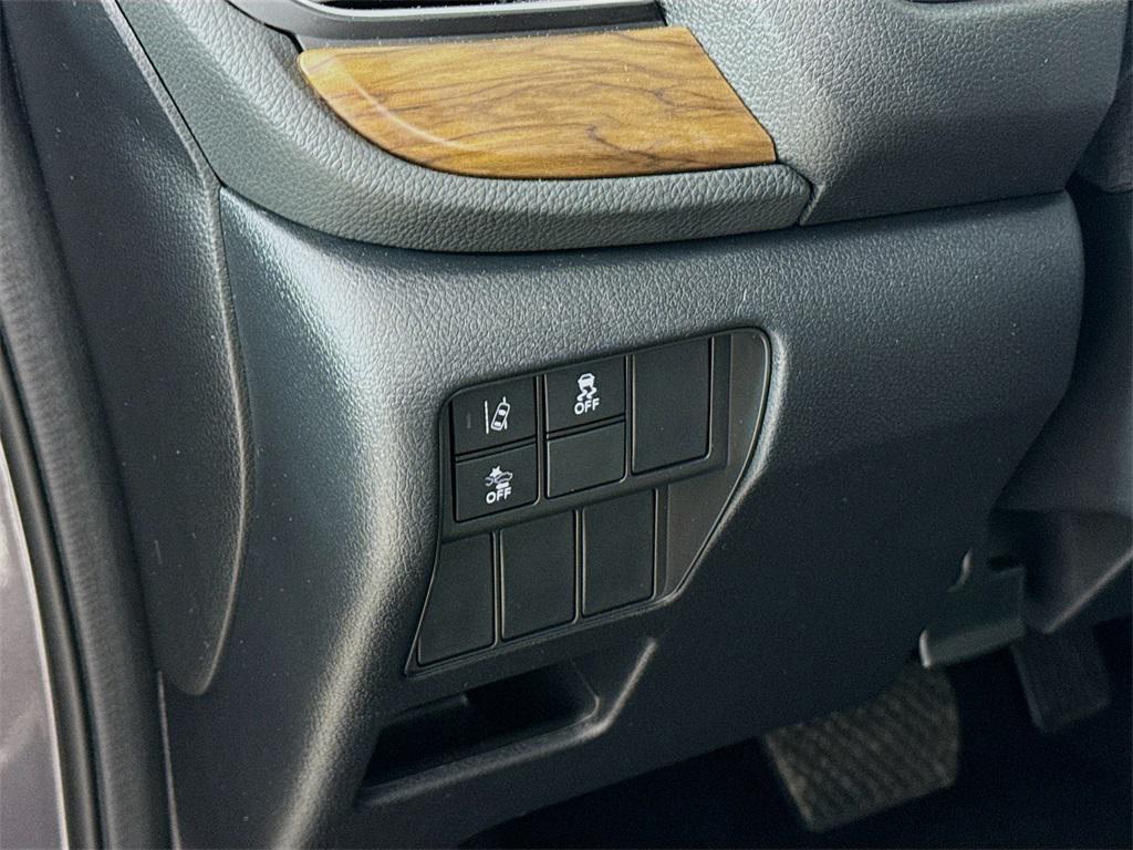 used 2022 Honda CR-V car, priced at $27,000