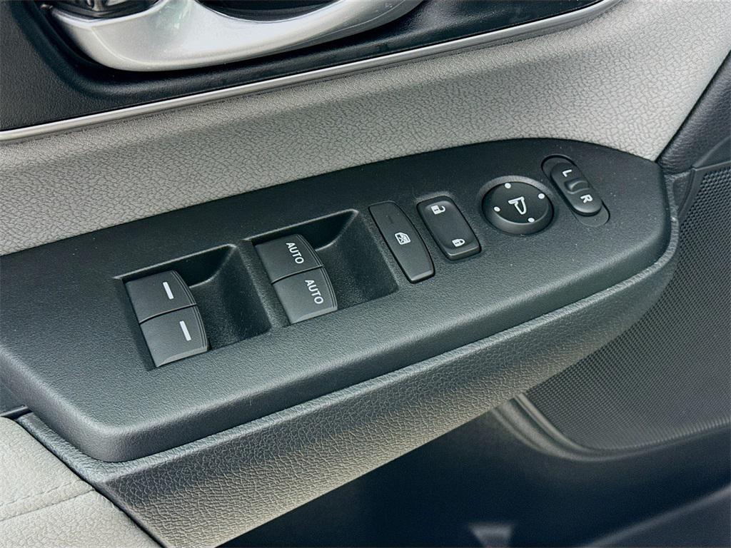 used 2022 Honda CR-V car, priced at $27,000