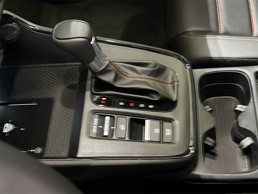 new 2026 Honda CR-V Hybrid car, priced at $40,175