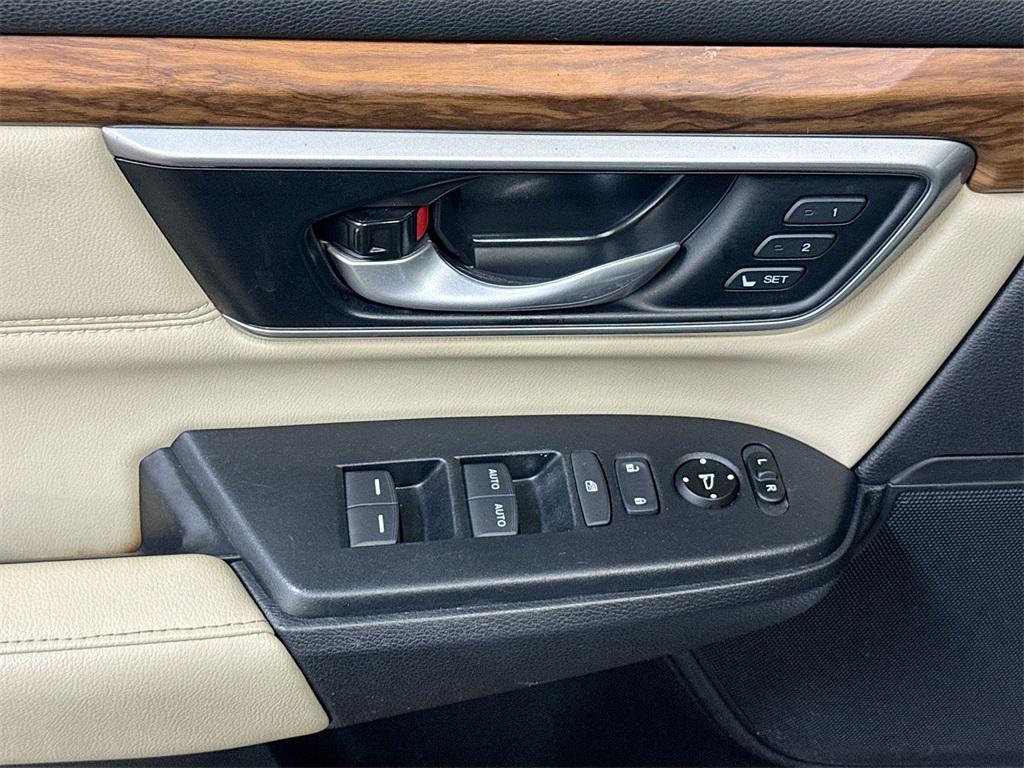 used 2021 Honda CR-V car, priced at $24,200