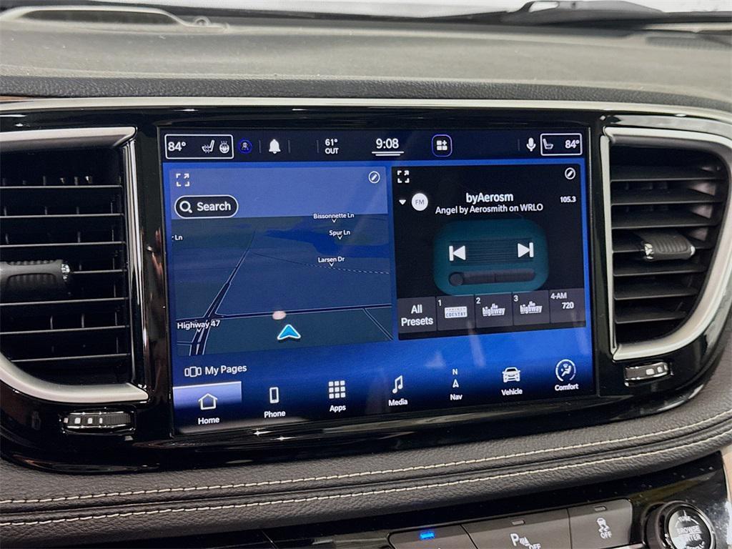 used 2021 Chrysler Pacifica Hybrid car, priced at $25,500