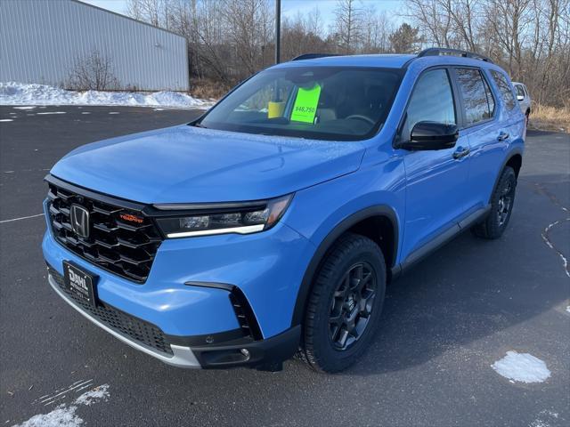 new 2025 Honda Pilot car, priced at $48,750