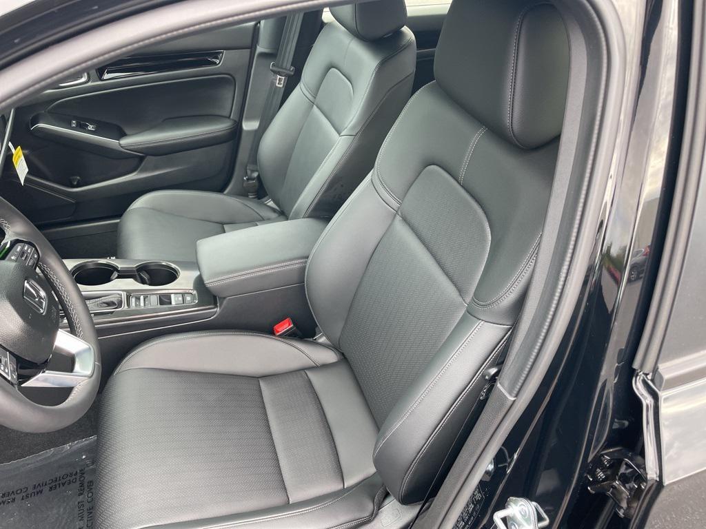 new 2026 Honda Civic Hybrid car, priced at $32,600