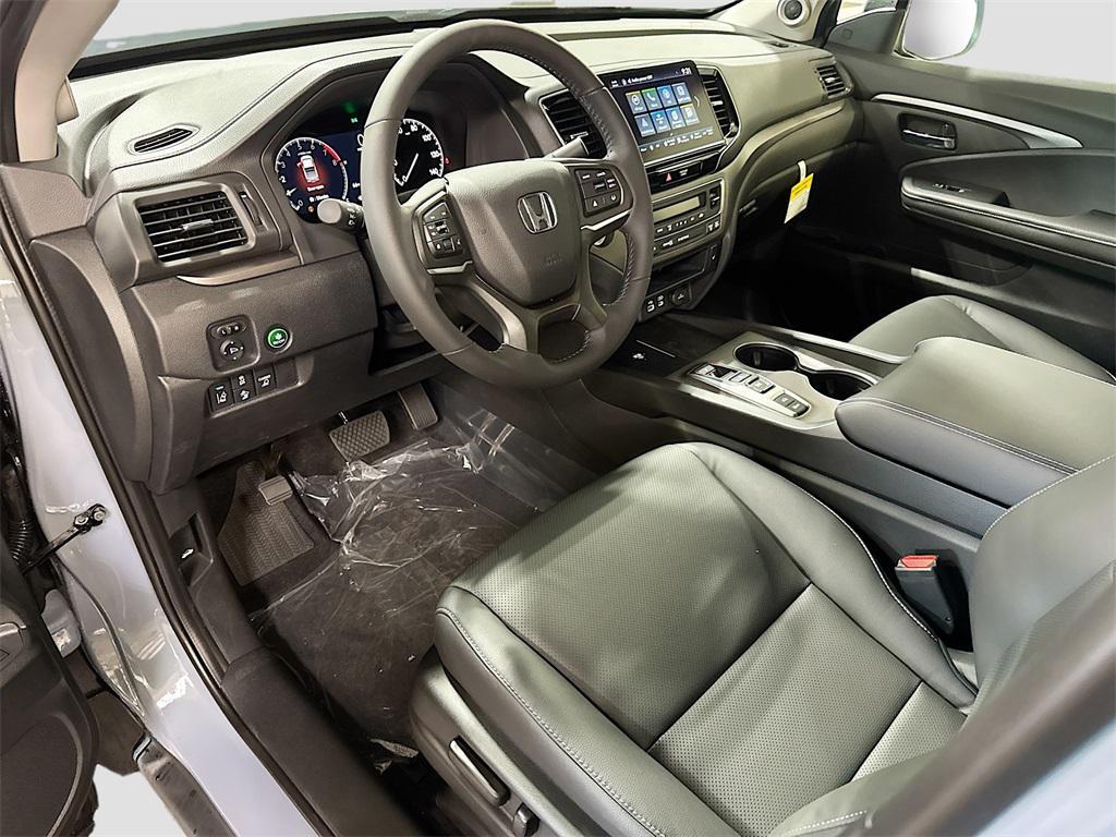 new 2025 Honda Ridgeline car, priced at $42,685