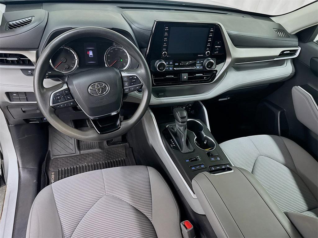 used 2020 Toyota Highlander car, priced at $21,650