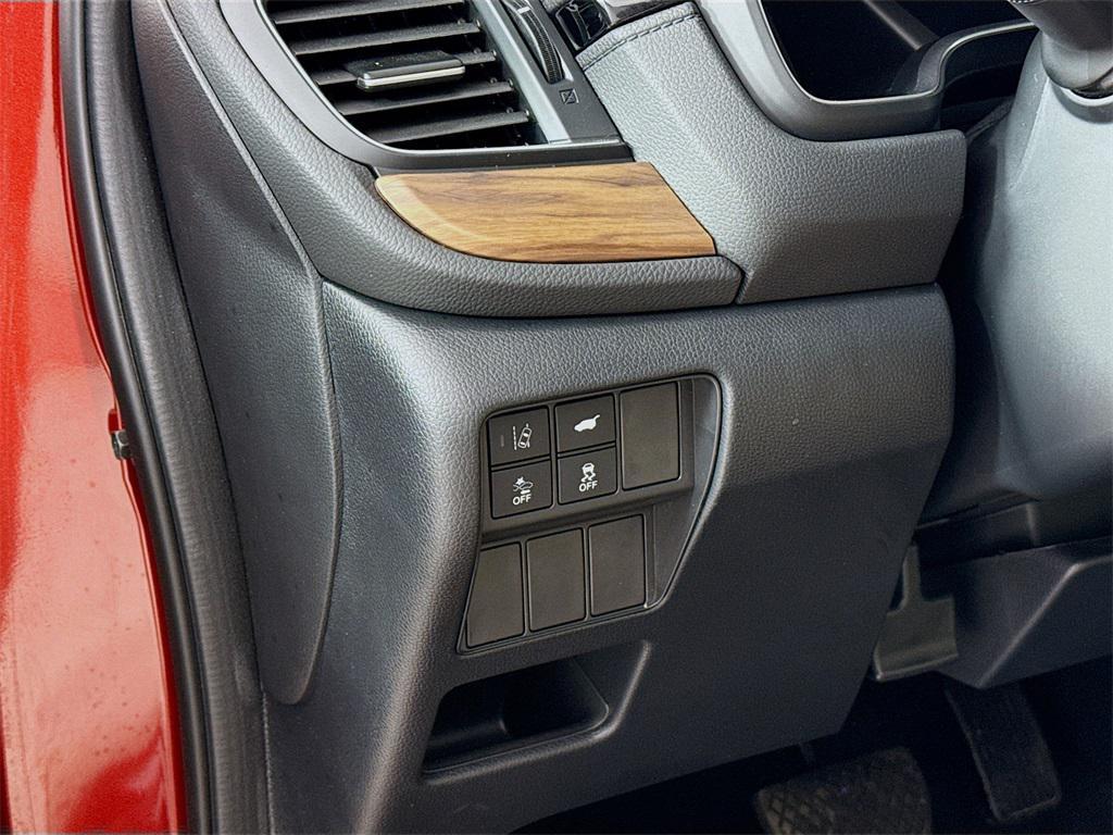 used 2019 Honda CR-V car, priced at $27,200