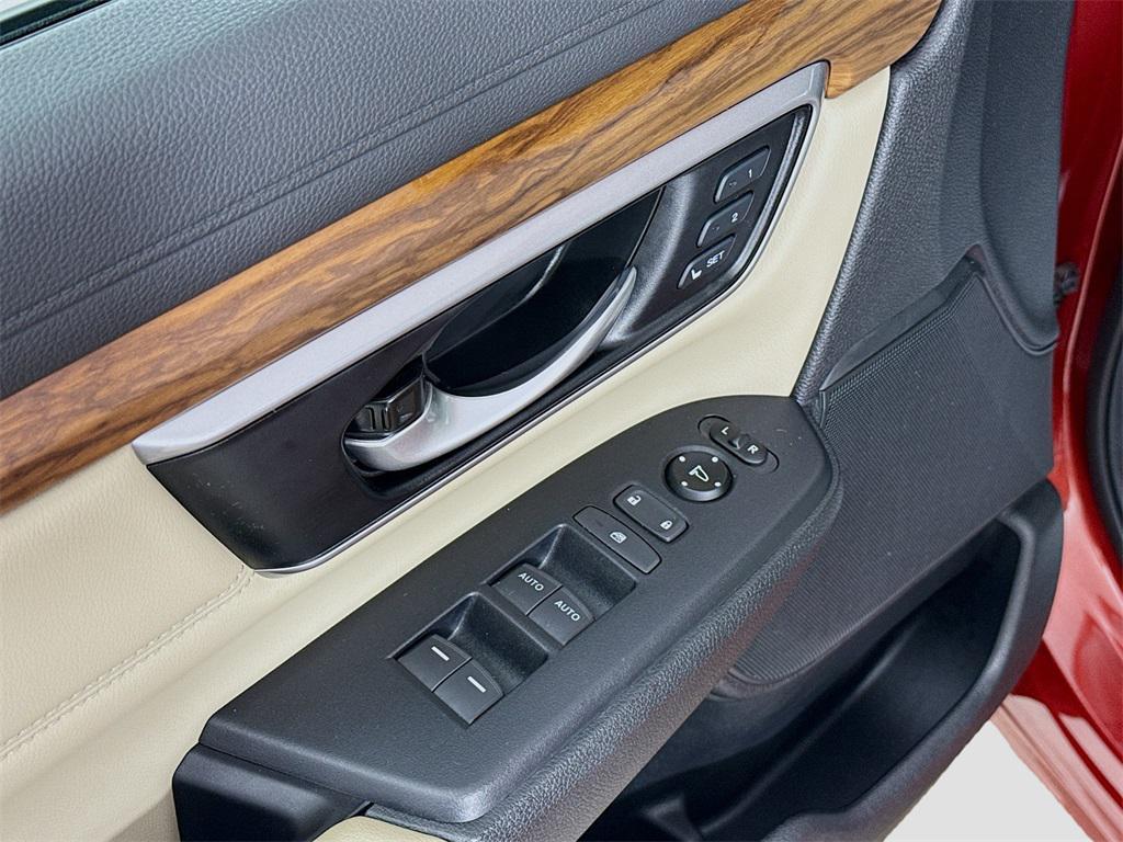 used 2019 Honda CR-V car, priced at $27,200