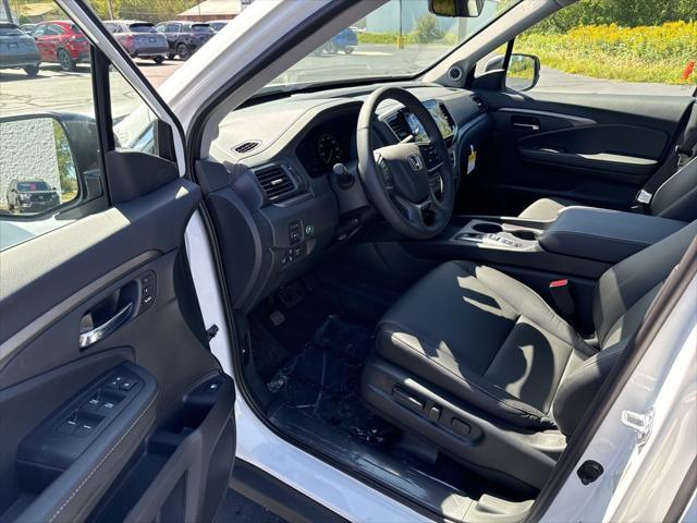 new 2025 Honda Ridgeline car, priced at $43,330