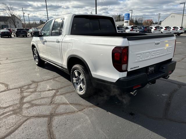 new 2025 Honda Ridgeline car, priced at $42,200