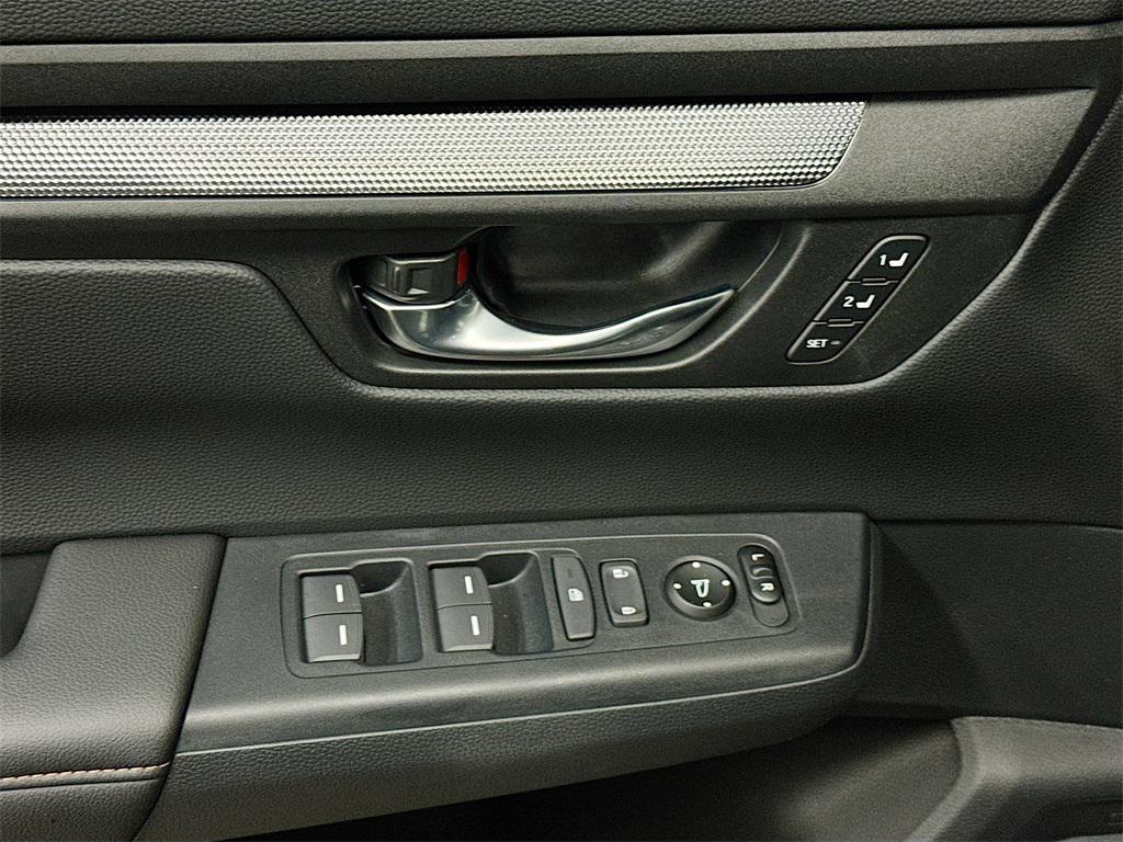 new 2026 Honda CR-V Hybrid car, priced at $39,675