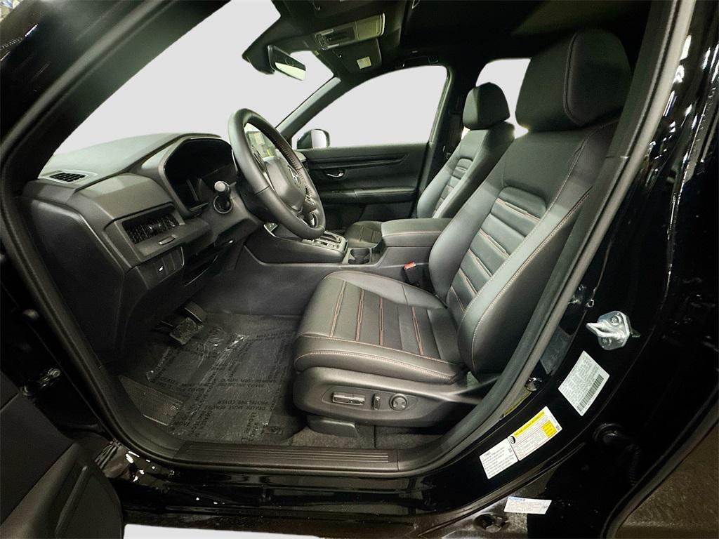 new 2026 Honda CR-V Hybrid car, priced at $39,675