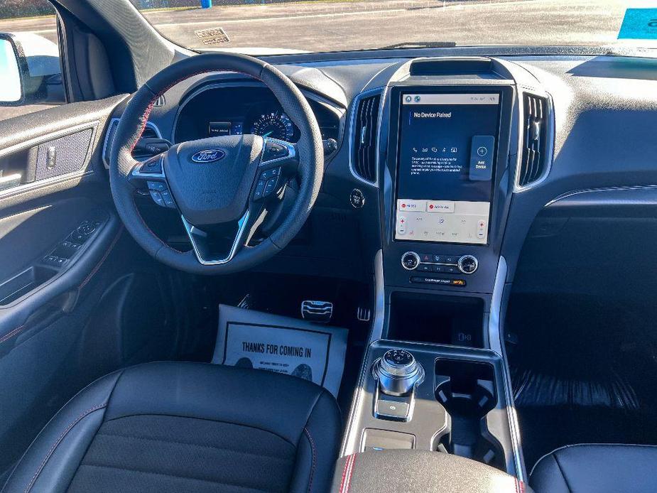 new 2024 Ford Edge car, priced at $43,120