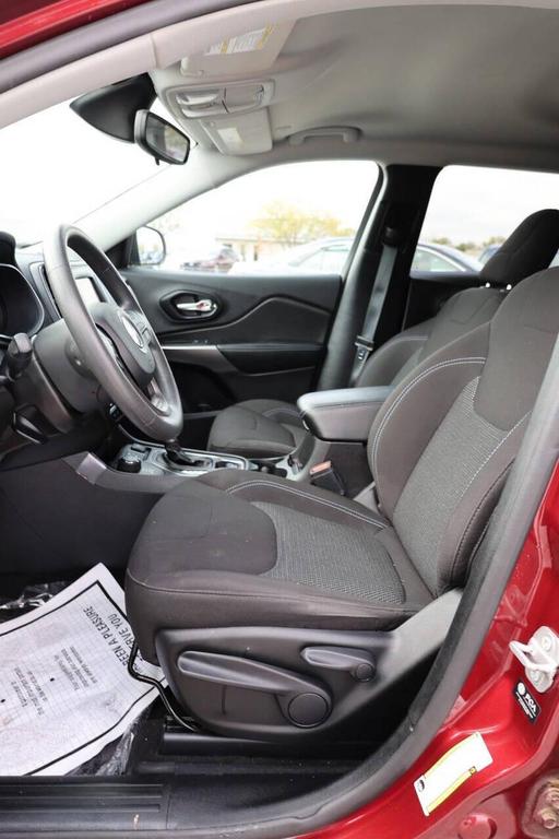 used 2021 Jeep Cherokee car, priced at $15,950