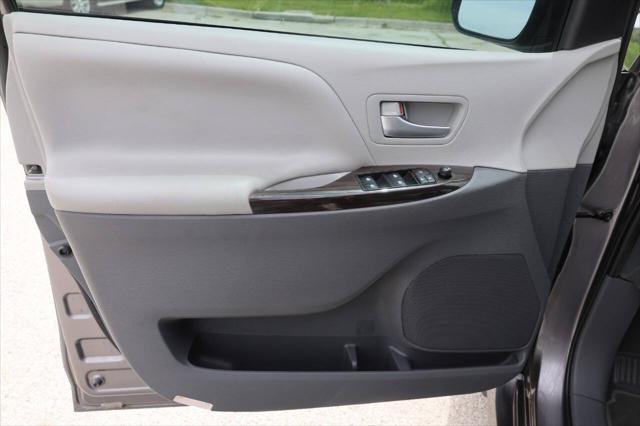 used 2020 Toyota Sienna car, priced at $25,950