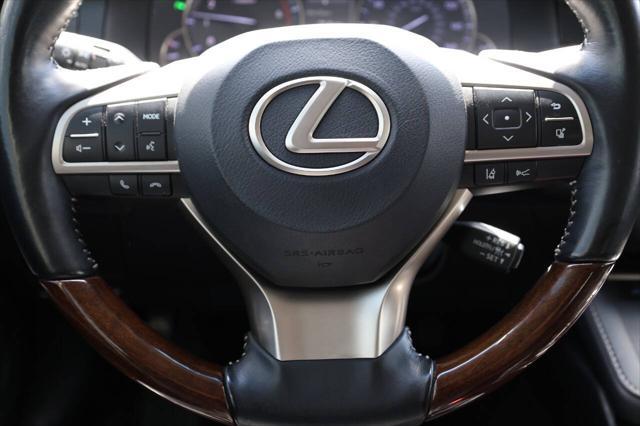 used 2018 Lexus ES 300h car, priced at $25,950