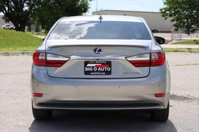used 2018 Lexus ES 300h car, priced at $25,950