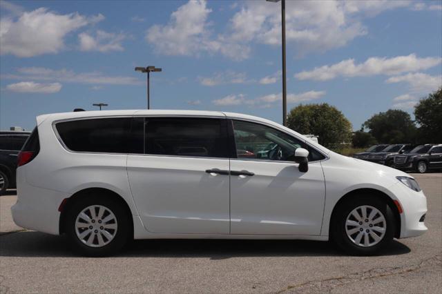 used 2019 Chrysler Pacifica car, priced at $17,950