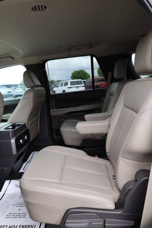 used 2021 Ford Expedition car, priced at $27,950