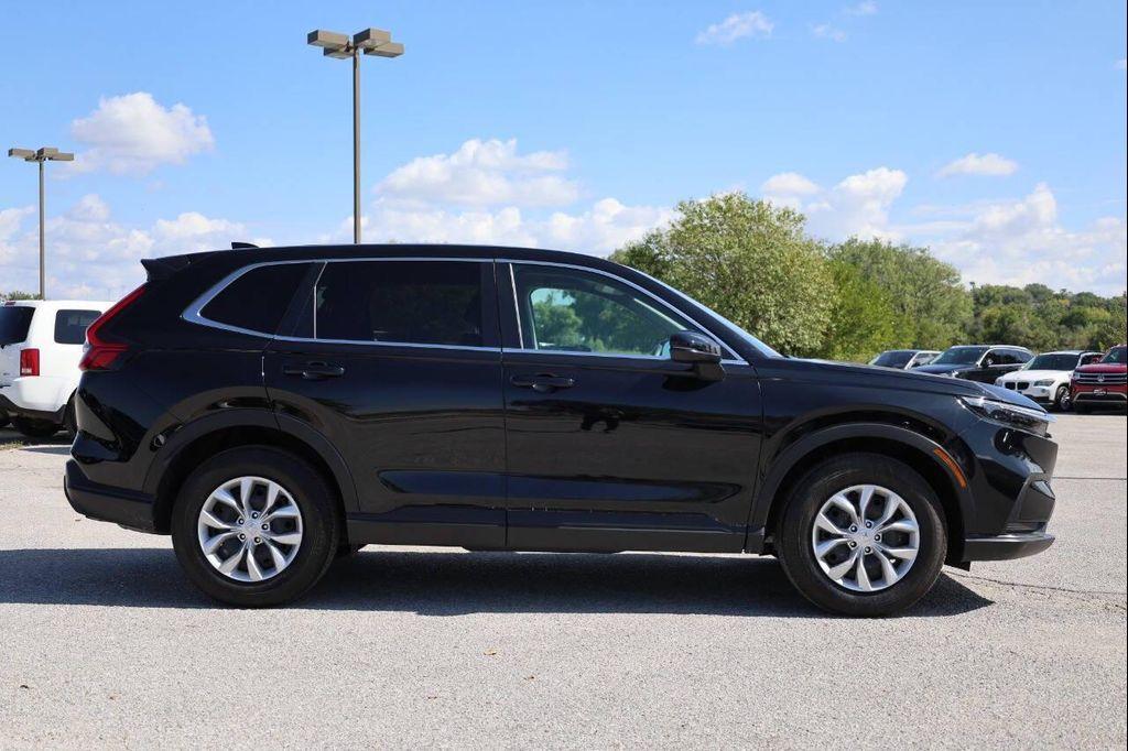 used 2025 Honda CR-V car, priced at $25,950