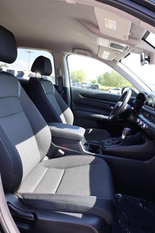 used 2025 Honda CR-V car, priced at $25,950