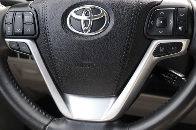 used 2019 Toyota Highlander car, priced at $26,950