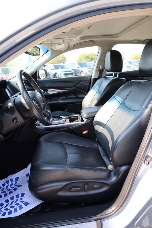 used 2018 INFINITI Q70 car, priced at $13,950