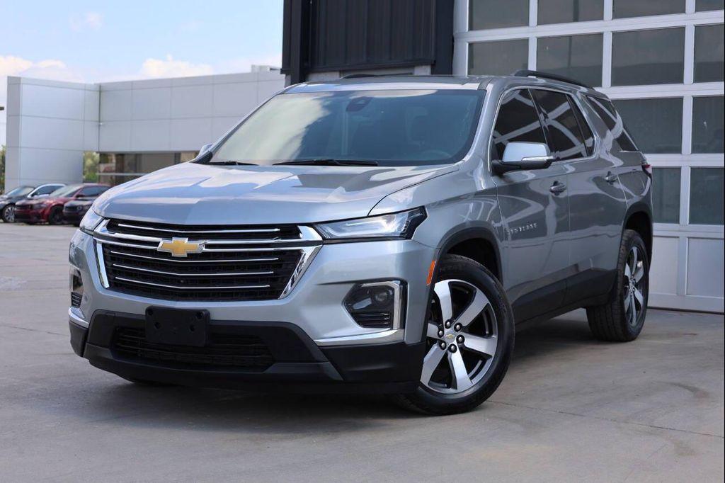 used 2023 Chevrolet Traverse car, priced at $28,950