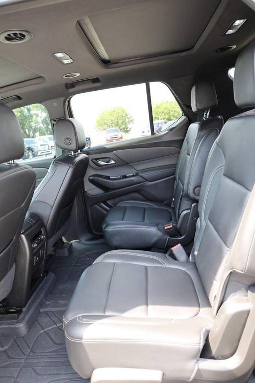 used 2023 Chevrolet Traverse car, priced at $28,950