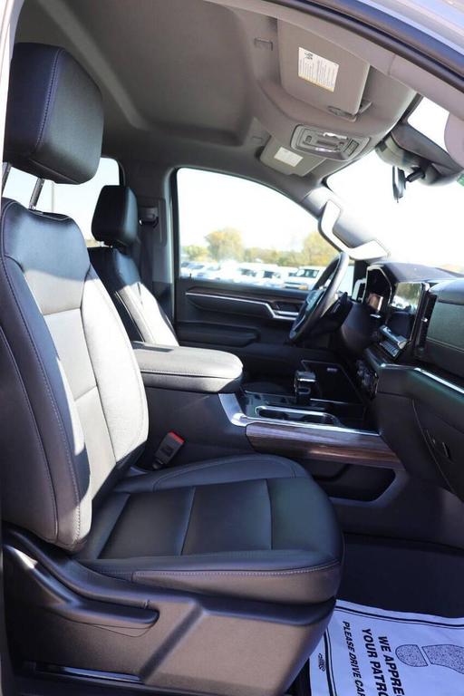 used 2025 Chevrolet Silverado 1500 car, priced at $42,950