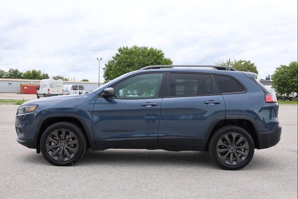 used 2021 Jeep Cherokee car, priced at $15,950