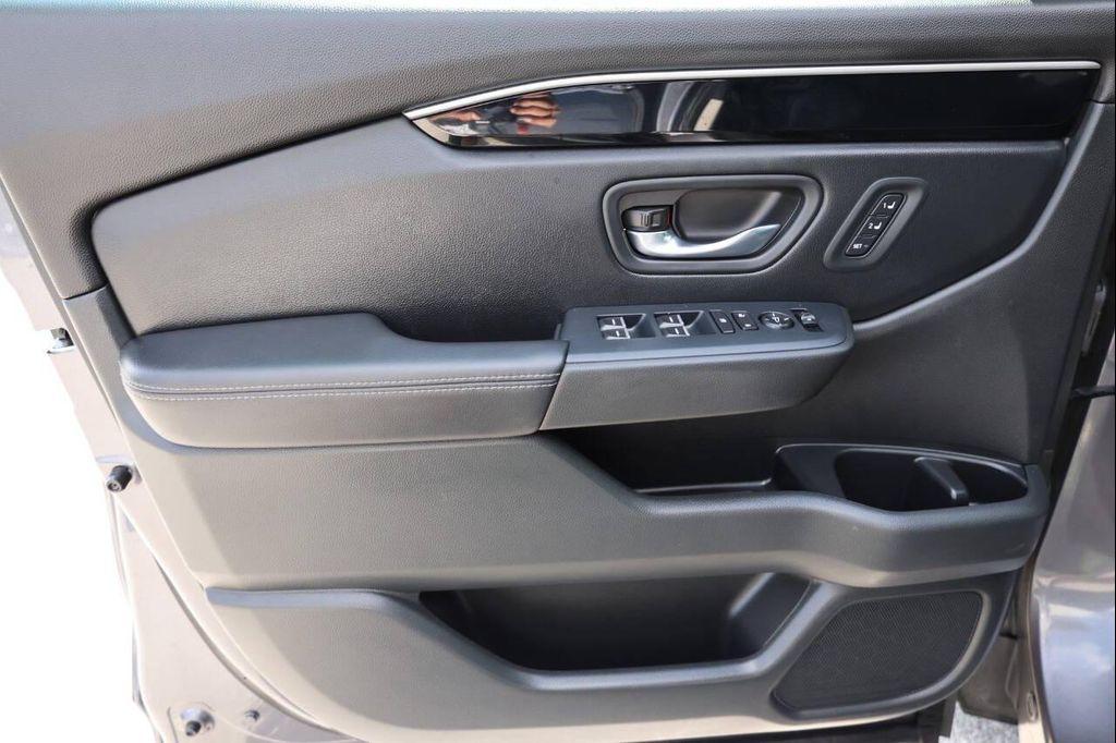used 2023 Honda Pilot car, priced at $31,950