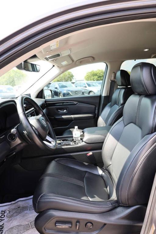 used 2023 Honda Pilot car, priced at $31,950