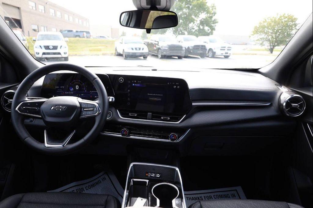 used 2025 Chevrolet Equinox car, priced at $25,950