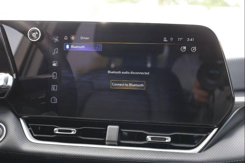 used 2025 Chevrolet Equinox car, priced at $25,950