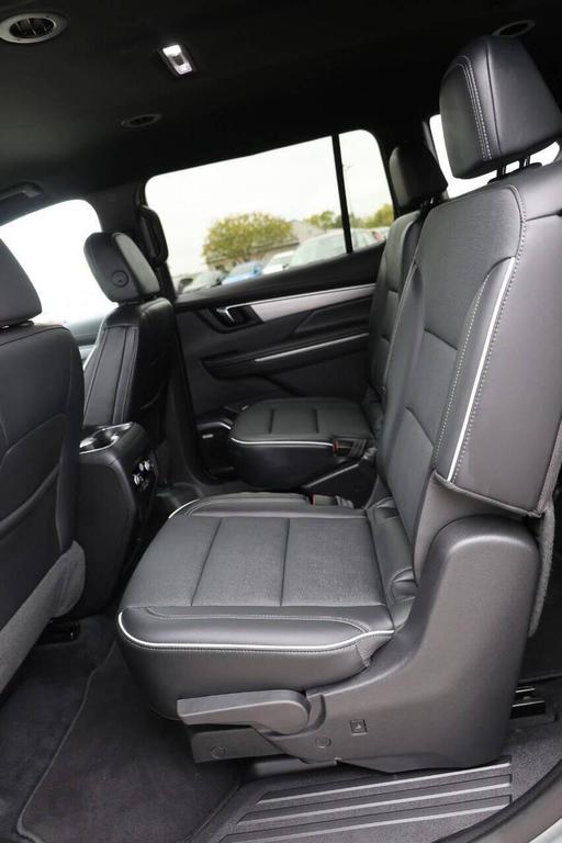 used 2025 Buick Enclave car, priced at $36,950