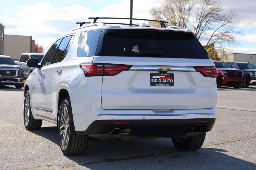 used 2022 Chevrolet Traverse car, priced at $27,950