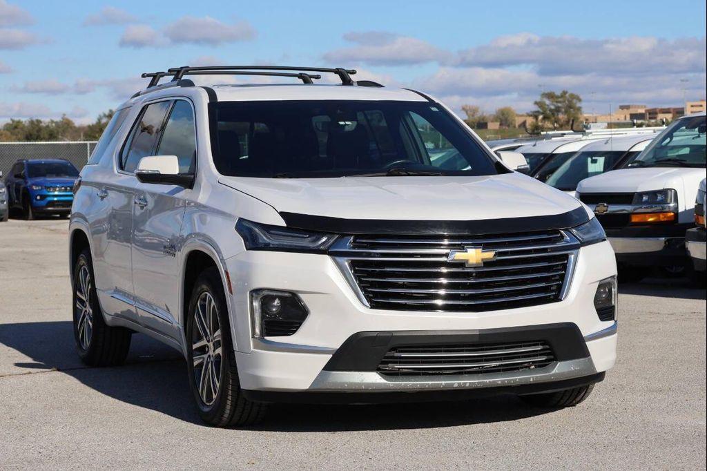 used 2022 Chevrolet Traverse car, priced at $27,950