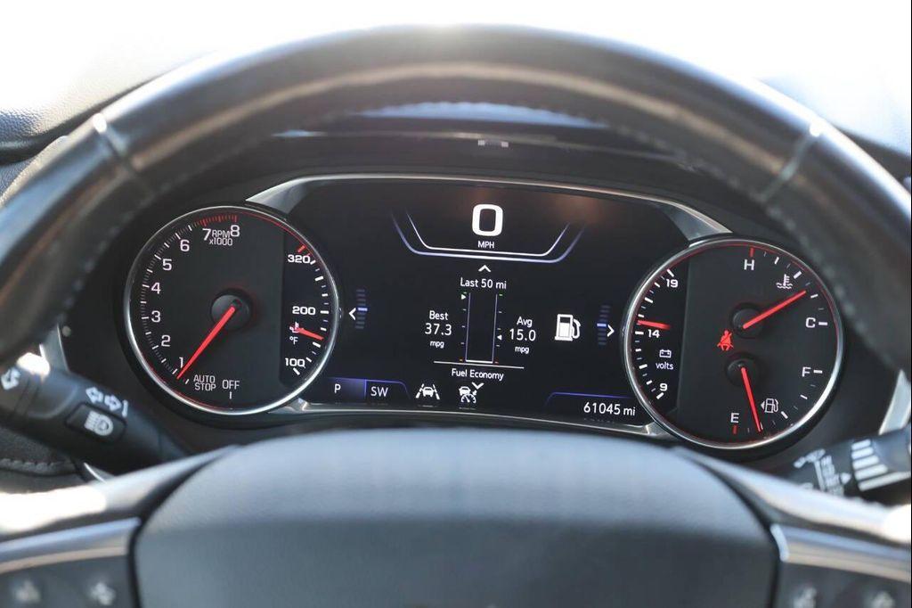 used 2022 Chevrolet Traverse car, priced at $27,950