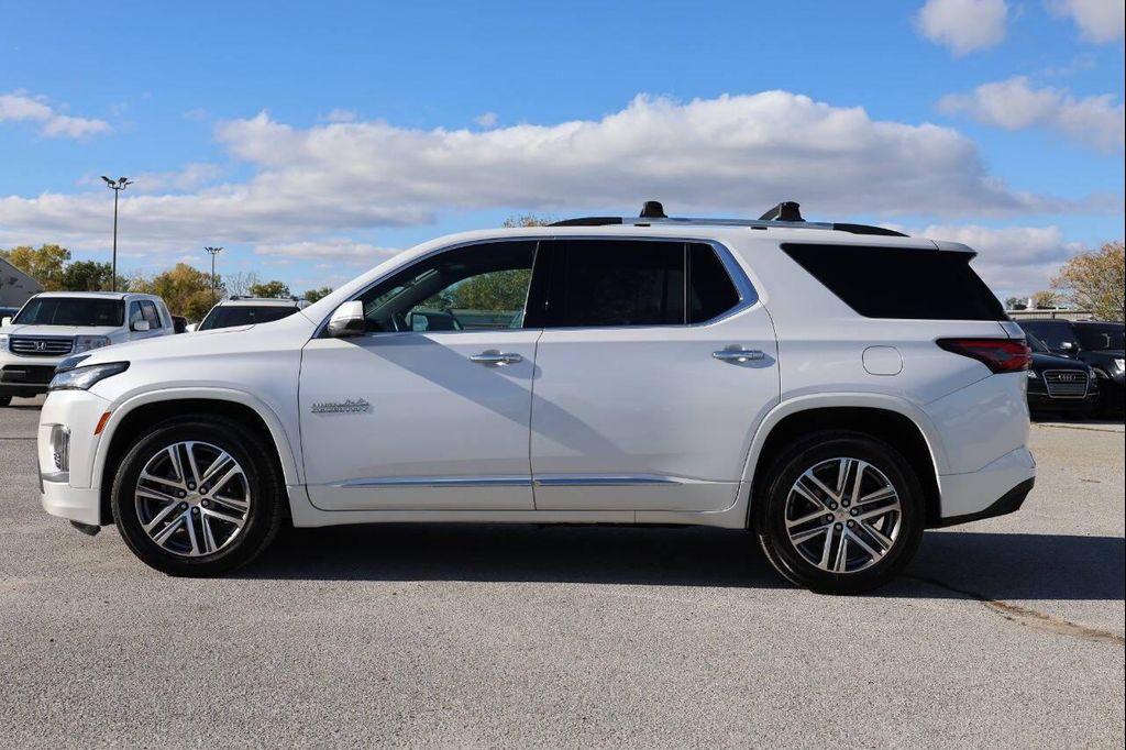 used 2022 Chevrolet Traverse car, priced at $27,950