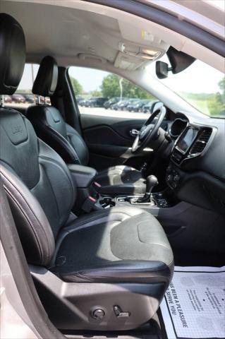 used 2019 Jeep Cherokee car, priced at $17,950