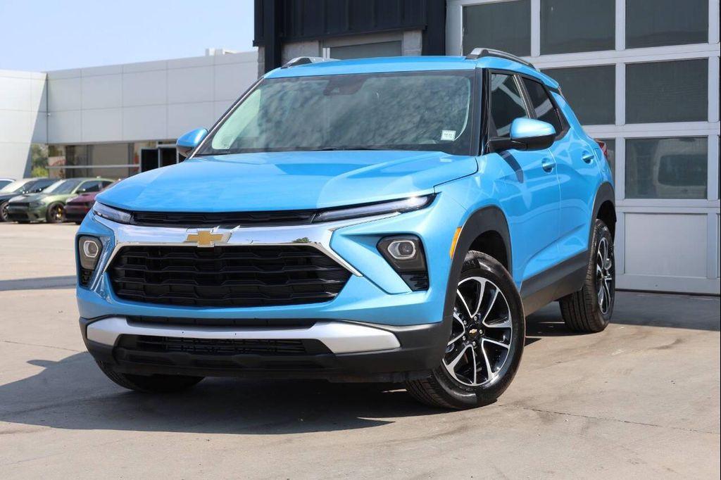 used 2025 Chevrolet TrailBlazer car, priced at $22,950