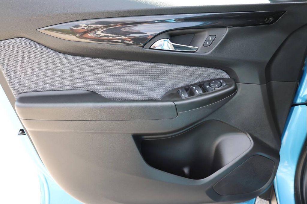 used 2025 Chevrolet TrailBlazer car, priced at $22,950