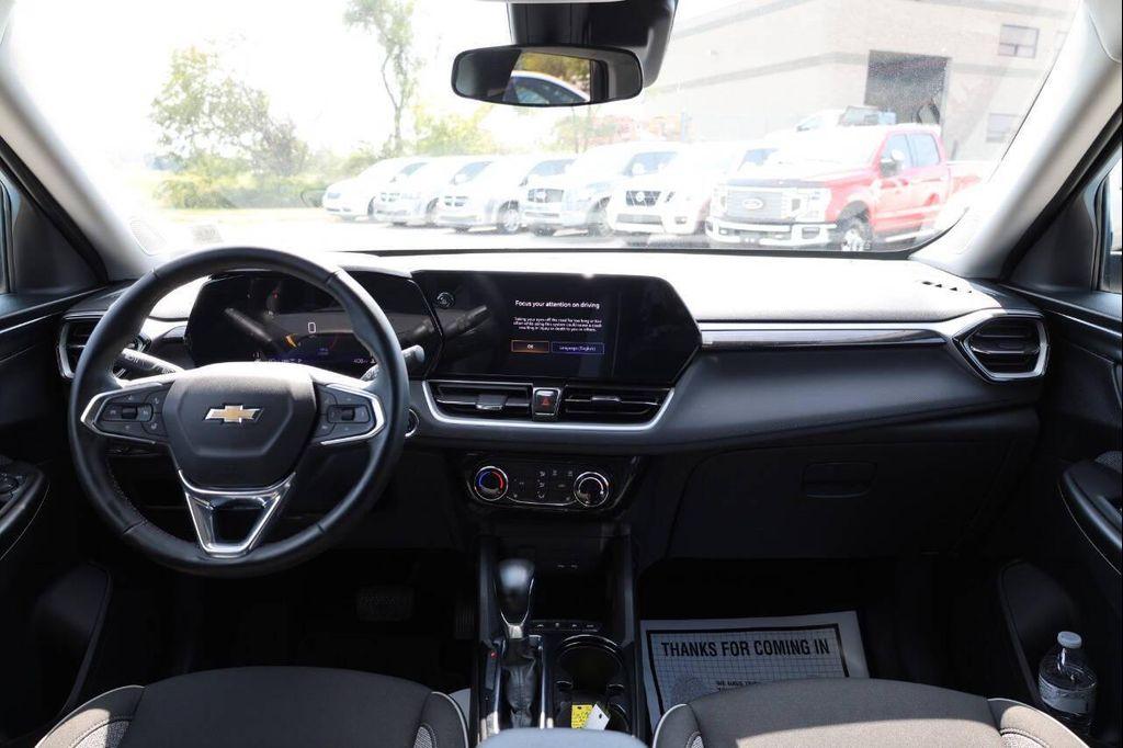 used 2025 Chevrolet TrailBlazer car, priced at $22,950