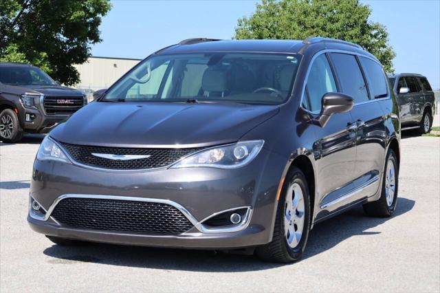 used 2017 Chrysler Pacifica car, priced at $10,950