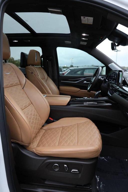 used 2023 Cadillac Escalade ESV car, priced at $74,950