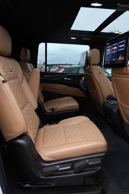 used 2023 Cadillac Escalade ESV car, priced at $74,950
