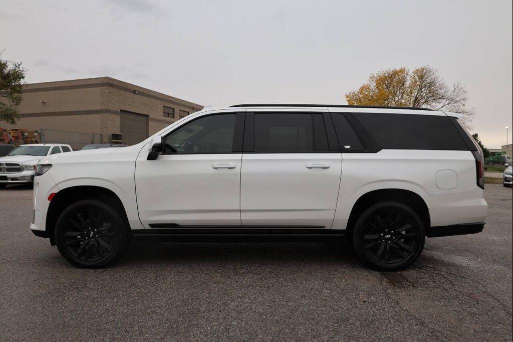 used 2023 Cadillac Escalade ESV car, priced at $74,950