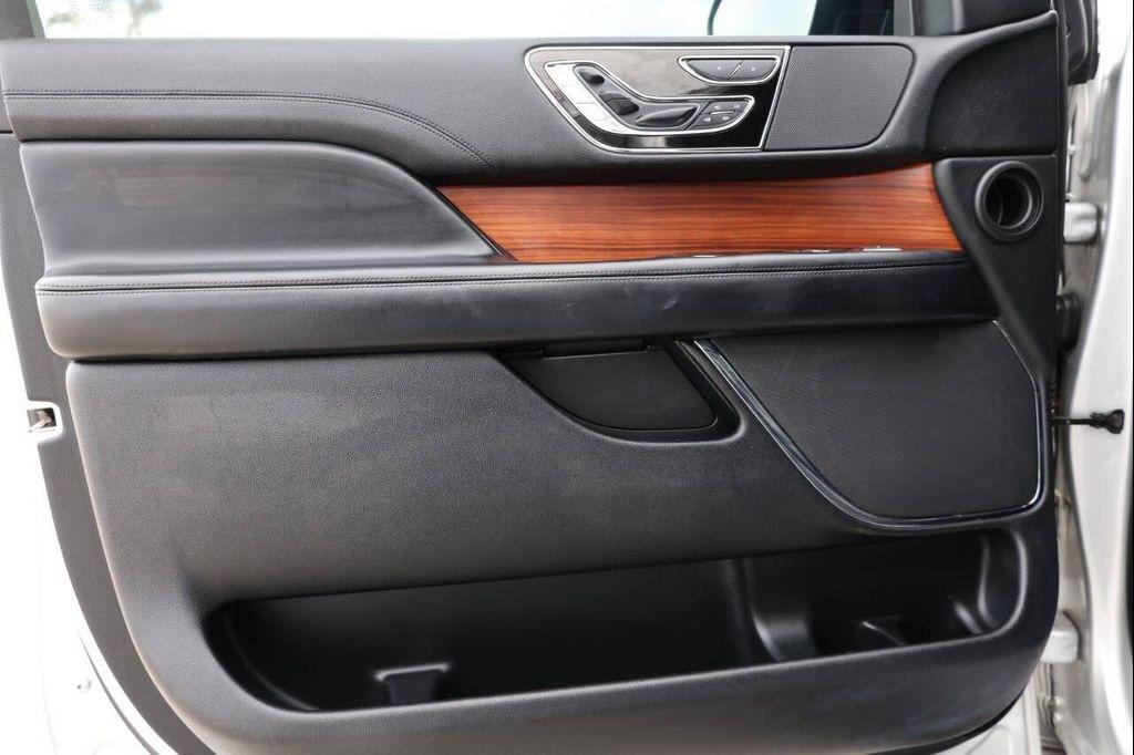 used 2019 Lincoln Navigator car, priced at $27,950